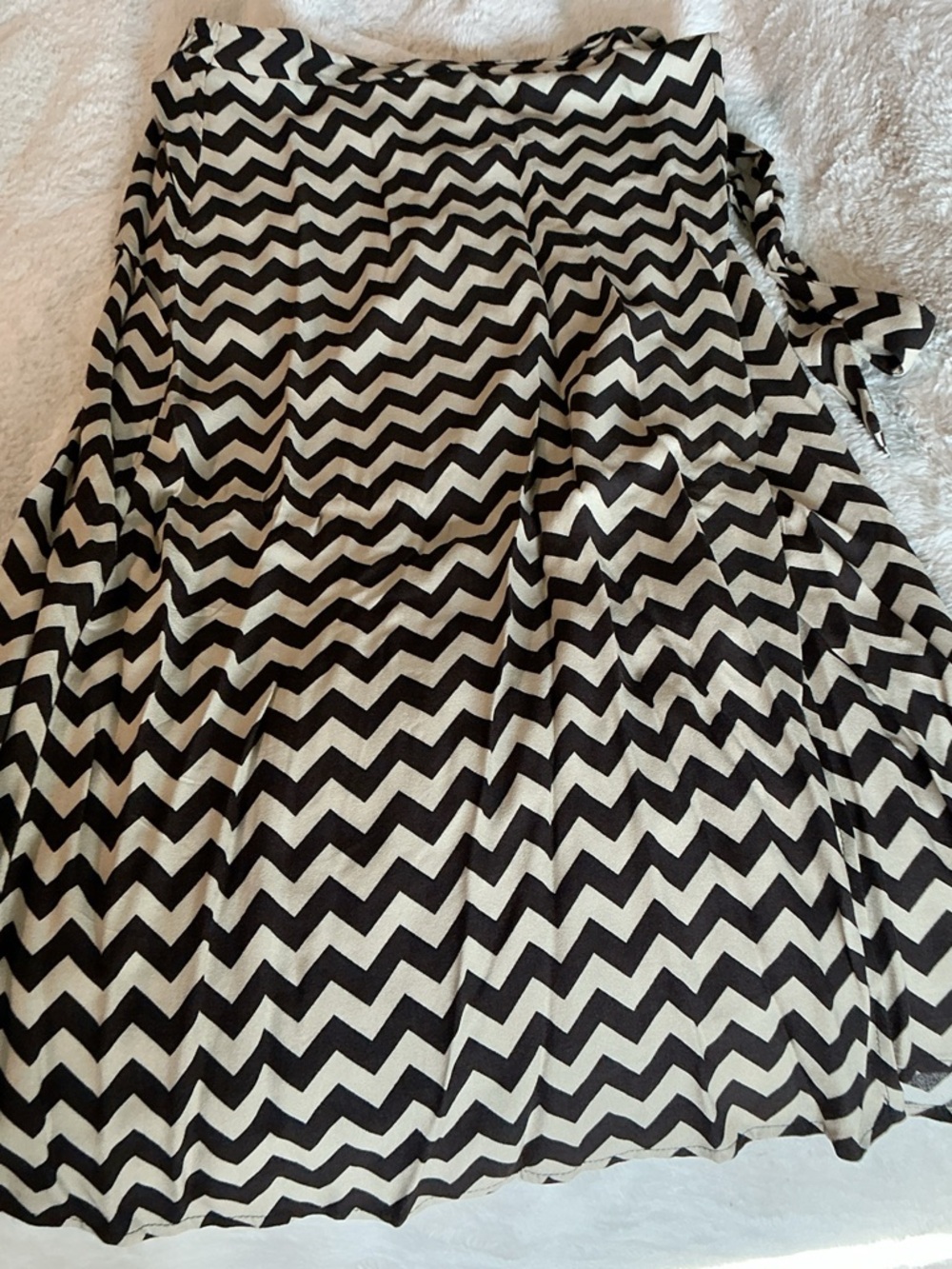 URBAN Romantics Black and White Chevron A-Line Skirt